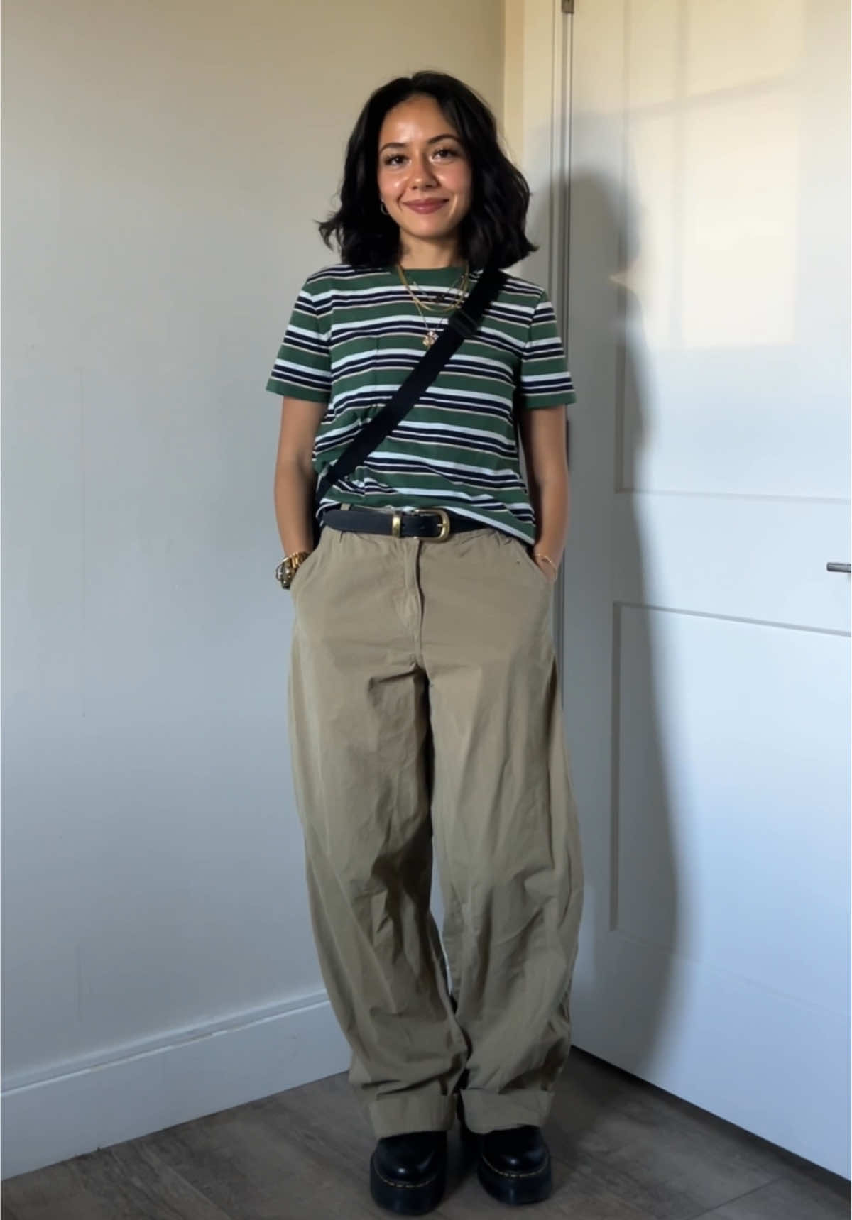 Striped tee and Khakis #OOTD #petitefashion #EverydayFashion #clairo #docs #drmartens #aritzia #bershka #bershkastyle #aritziaoutfits #uniqlo #fallfashion #fallaesthetic #fyppp #foryoupage #fypシ 