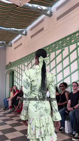 to me, the ss26 @House of Aama magic was in the details. the bows, on clothes and hair alike, were unmissable. embellishments were everywhere, even pearl buttons on some pieces. but these details are some of my favorite  #nyfw #ss26 #springsummer2026 #houseofaama #bows 