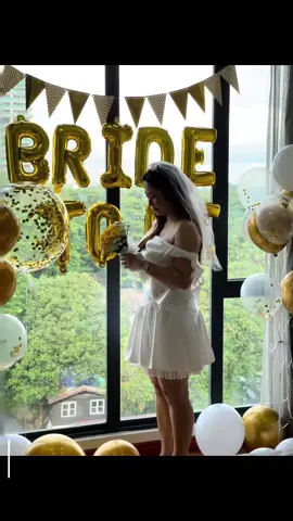 unexpected surprising 🎈#friendship #Love #bridetobe #fyp 