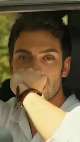 غريب طبع الأنسان لدرجة انه يحن حتى للأشياء التي حطمته...