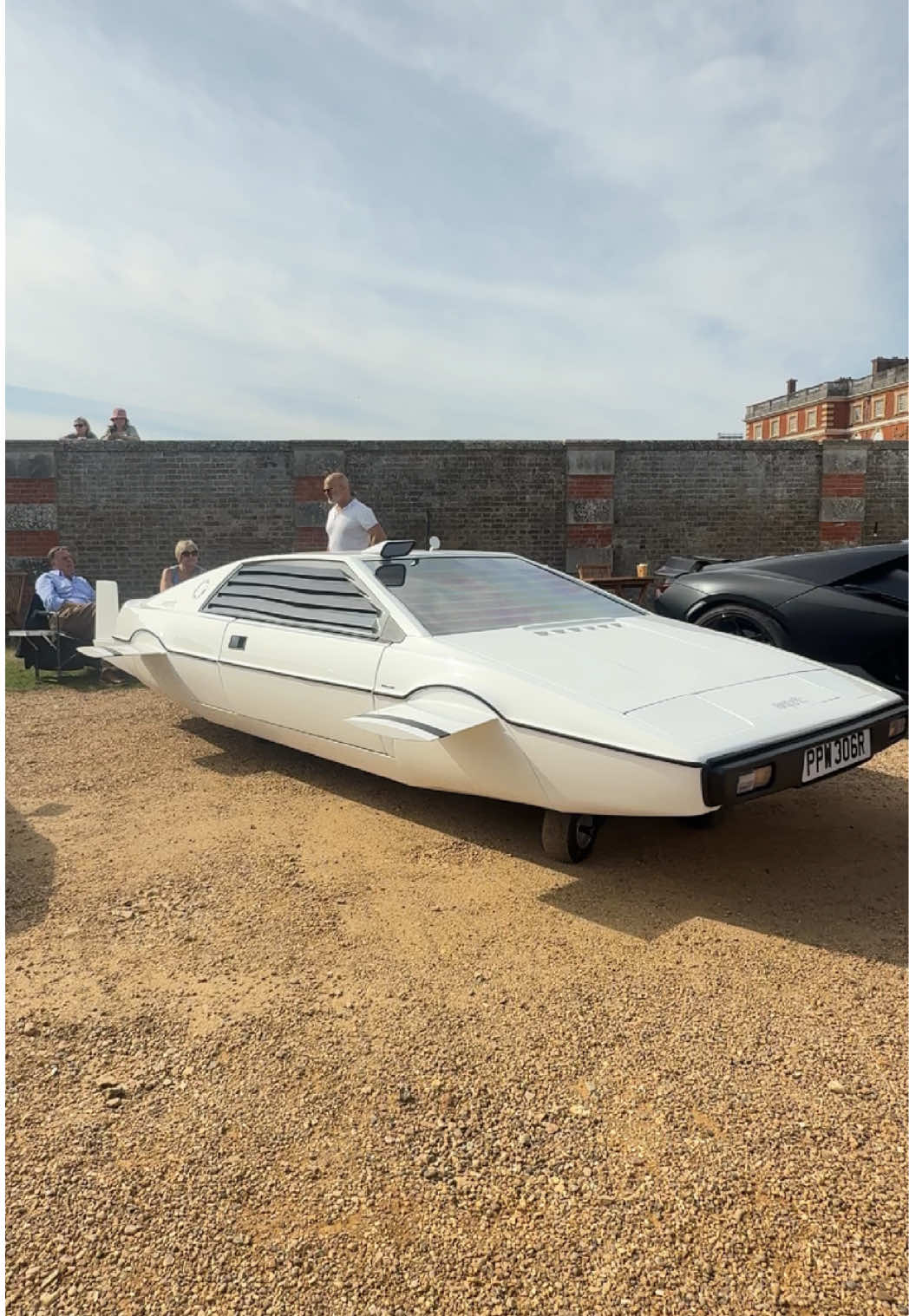 I have saved my friend Karis from draining his savings, DTB offers up to 100% car financing for new vehicles and up to 80% for used vehicles. Over a period of up to 6 years with BebaLeo. Visit your nearest DTB branch for more info #DTBbebaleo @DTB Duo @KariukiThe1st 