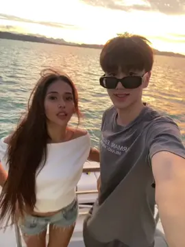 Indonesia 🇮🇩 Do you know her?🙃 @naturally_langkawi  #NaturallyLangkawi  #LangkawiIsland @parkroyallangkawiresort  #PARKROYALLangkawiResort @royallangkawiyachtclub @ramadalangkawimarina @mantacruises  #mantacruise #goldenhourcruise 