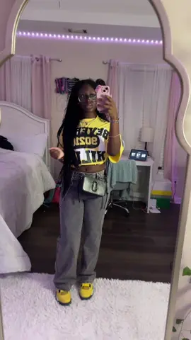 #outfitinspo #fitspo #fyp 