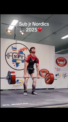 771kg total🥇 Was very dissapointed, after the squat i was expecting to go for 800 but my body just wasnt there on the day.  I Will be back tho #gym #powerlifting 