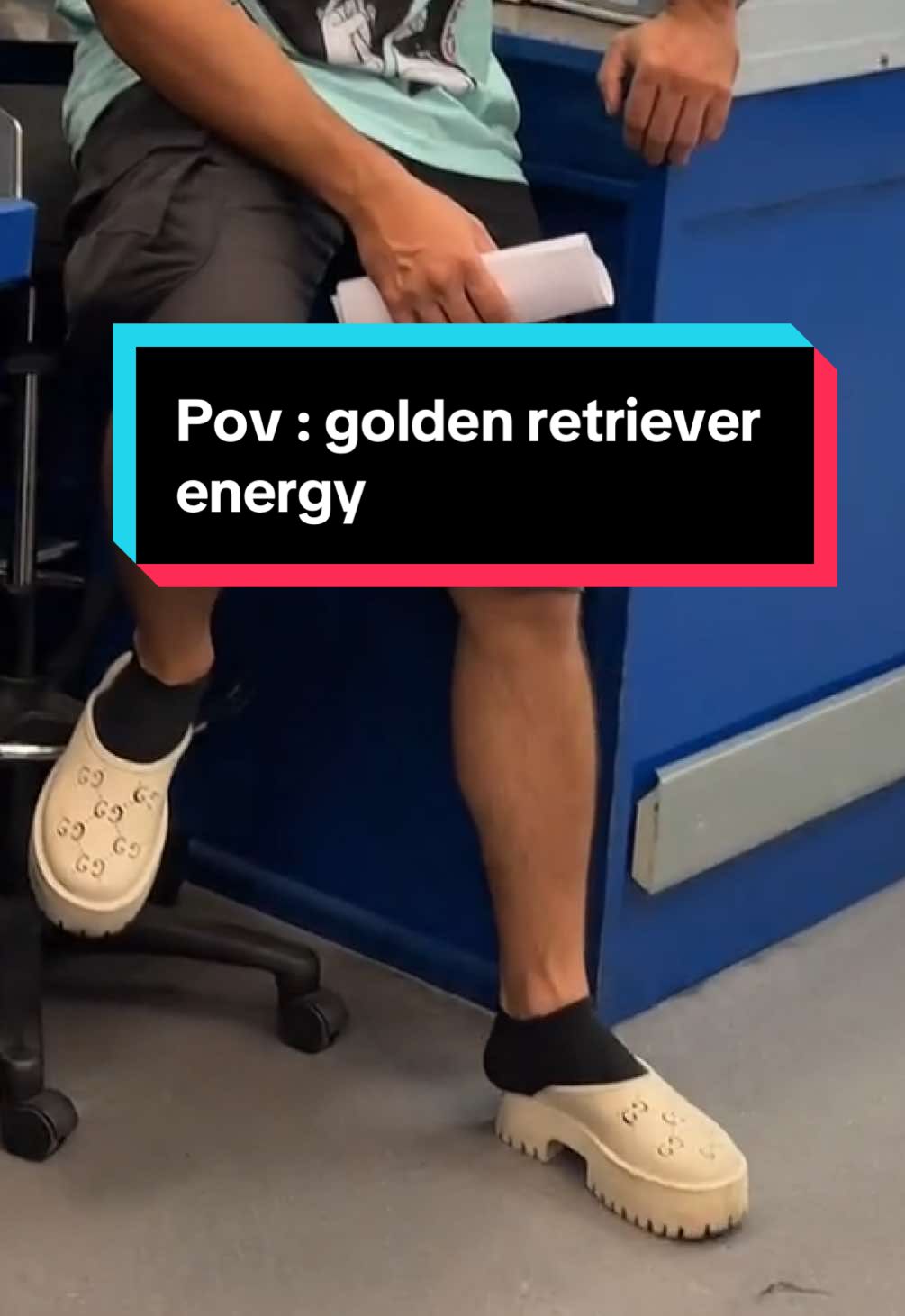 Ρεγιωργος το #goldernretriever 🥰🫶🏻 #fyp #foryou #boys #greekcomedy 