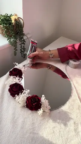 Red rose and gyposophila ringplate 🌹DM to order yours !  #afghandecor#ringplate#ringtray#fyp#afghansong@Samir Roashan Official 