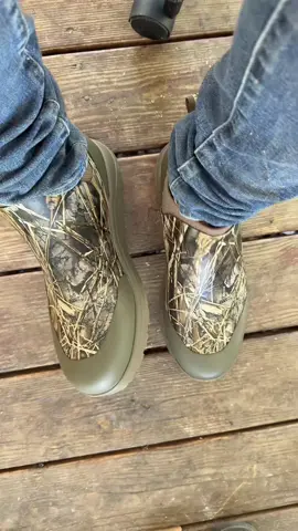 Max 7 gator waders shoes 