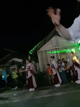 maaf kak terpaksa saya ganti lagunya. karena di bisukan terus 