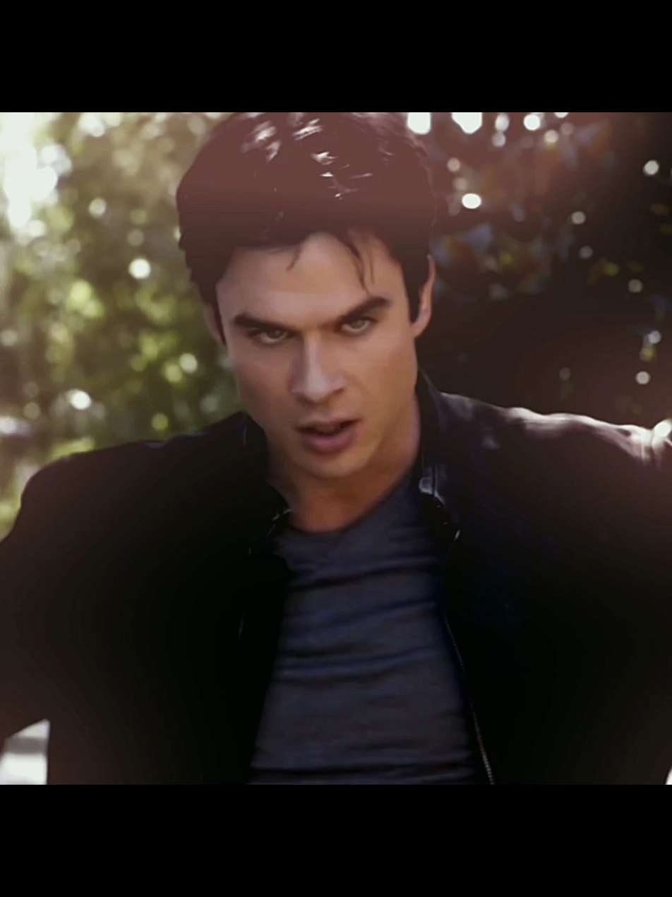 além de lindo e carismático, ele tbm tem um excelente gosto musical 🫦  #thevampirediaries #damonsalvetore #foryou #viral 