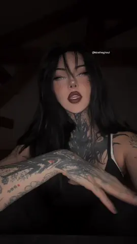 hab fast schon vergessen wie man tiktoks macht💀 #tattoos #kiratheghoul #fyp 