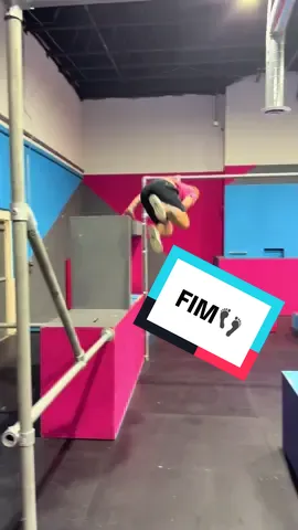 “5 more minutes!” ⏳ #parkour #fim #closingtime #getout #riverside 