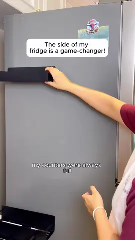 Fridge must-have! Magnetic rack super convenient!#TikTokFinds #KitchenMustHaves #SmallSpaceHacks #HomeOrganization #FridgeOrganizer
