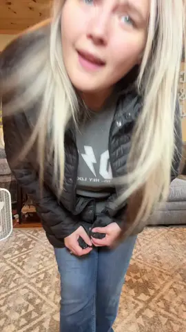 This coat is adorable 🥹 #winterjacket #winterpufferjacket #wintercoat #womenscoats #coats 