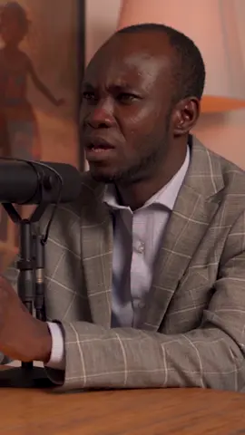 Avoir de l'argent et ne pas être en mesure de le dépenser ? Toute la vidéo disponible sur notre chaîne YouTube avec le lien dans la bio 🔥  Hôte : @Laté Mawutowou LAWSON 🇹🇬  Invité : @Akibou Bassabi Moussé  N'hésitez pas à vous abonner à notre chaîne YouTube  #team228🇹🇬 #togolais228🇹🇬 #mawutowoulawson #lanuitlepodcast #lanuit 