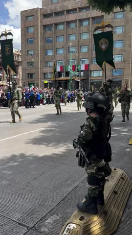 #desfilemilitar #mexicano #16deseptiembre #mexicanos #viral 