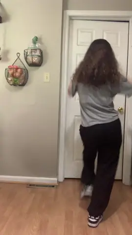 DC: @maria   #fyp #viral #dancer #hiphopdancer #trend 