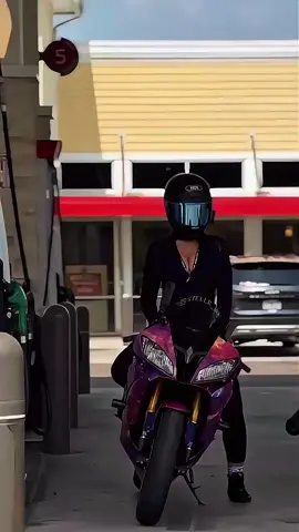 Lady riders,  we have such elegance and beauty, matches the motorbike beautifully, empowering 🥰❤️👌💯 #superbike  #motorbike  #twowheels #fyp #viral 