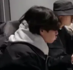 بيبي🥺🥺 #taehyung #fyp #viral #كتهز 