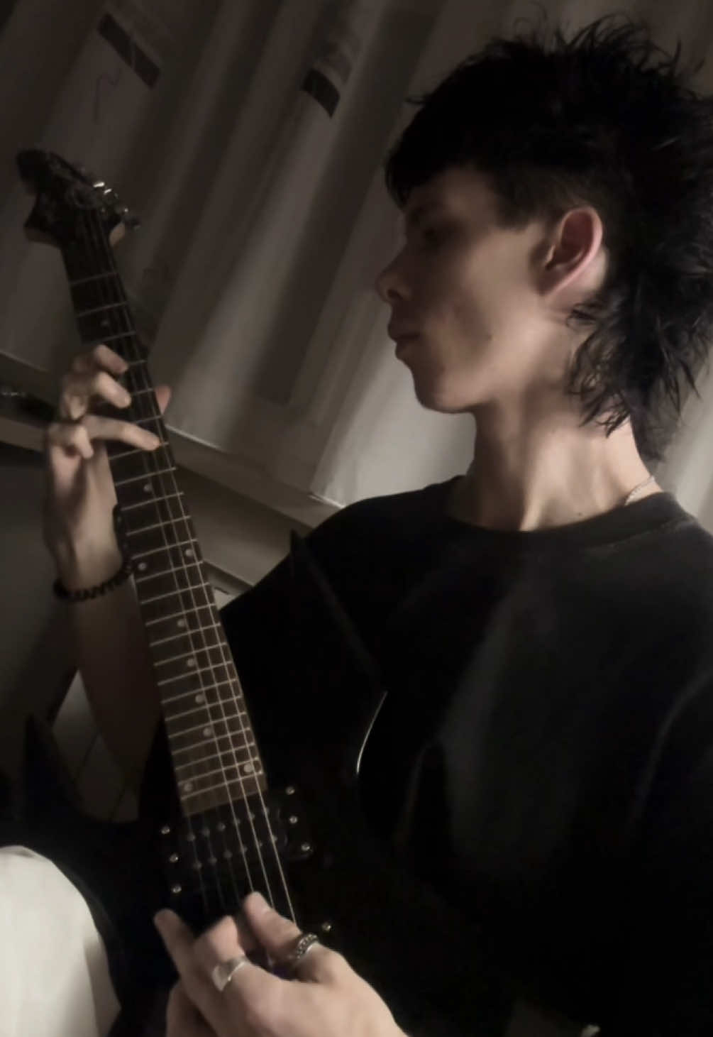 made of pain - Decalius  #guitar #cover #guitartok #warlock #night 