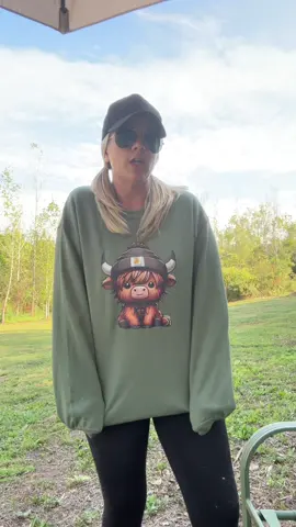 Now I need mini cows to match my sweatshirt 😍