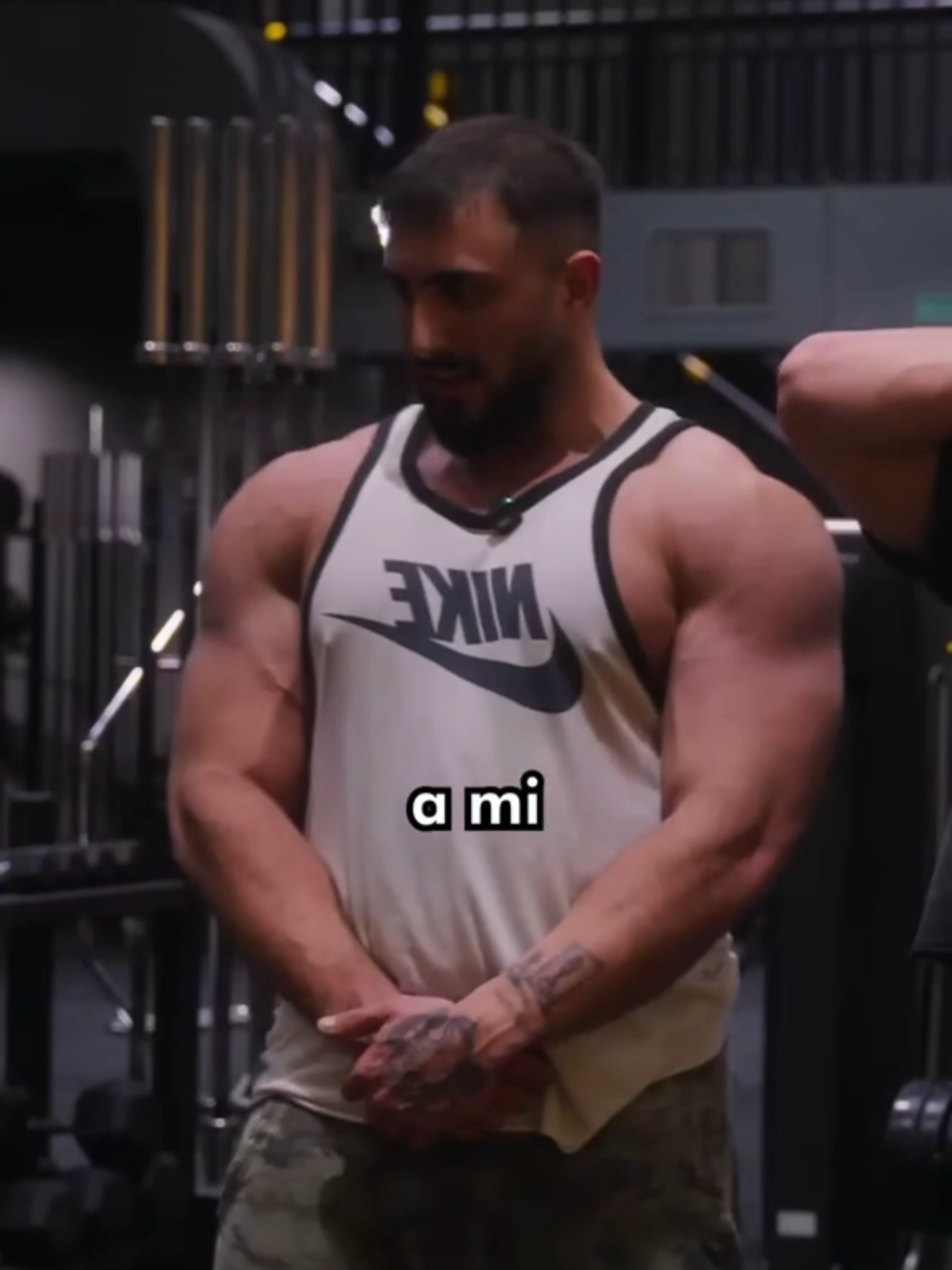 Ídolo fitness o sobrevalorado Muchos dicen que David Laid está sobrevalorado… 😳 Y es cierto que bajo los estándares del culturismo competitivo se queda corto en tamaño y densidad muscular. Pero ojo 👀, su físico es uno de los más estéticos del fitness y ha inspirado a millones. Esto abre un debate interesante: 👉 ¿Qué prefieres, un físico masivo de culturismo o un físico estético y funcional como el de David? Al final, no se trata de juzgar el cuerpo de nadie, cada quien tiene objetivos distintos y todos merecen respeto por el esfuerzo que ponen en el gym 💪🔥. ⚡ La discusión no es hate, es perspectiva: culturismo ≠ fitness estético. Ambos caminos son válidos. ¿Qué opinas tú? ¿Ídolo fitness o sobrevalorado? Déjame tu comentario 👇#Fitness #GymLife #gym #fyp #davidlaid #Aesthetics