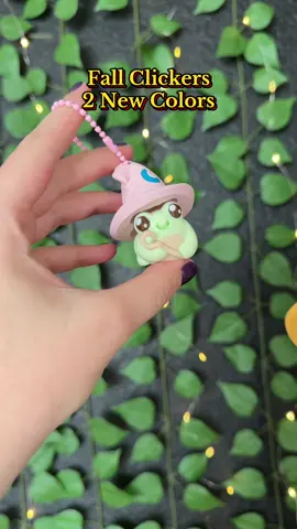 Get them before they sell out again!!! #fallfinds #fidgettoys #3dprinting #frog 
