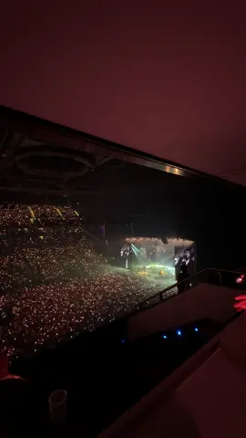 WHAT 👏 A 👏 NIGHT 👏 @Lewis Capaldi #TheO2 #TheO2London #LewisCapaldi 