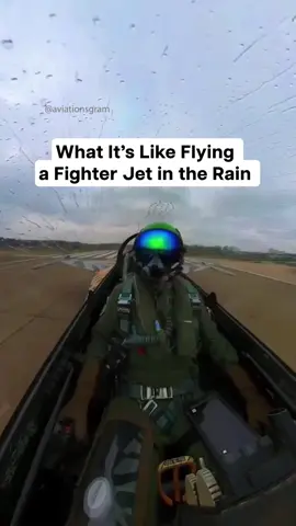 Flying a fighter jet in the rain usually feels no different, but at slow speeds during landing you can experience a rare effect called canopy pooling. It’s a thin line of rainwater that collects on the canopy, and pilots adjust speed or angle of attack to manage it safely. #F16 #FighterPilot #Jets #Pilot