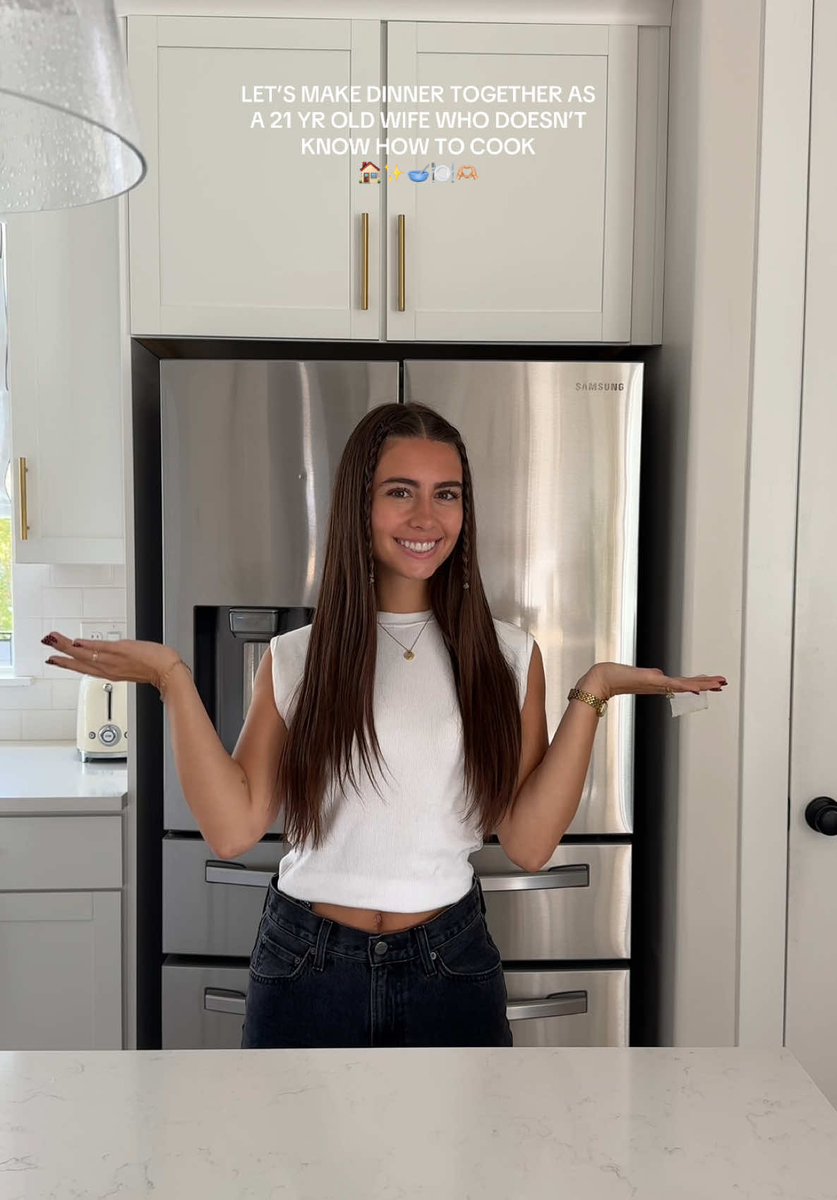 Let’s make chicken noodle soup together as a 21 yr old wife who doesn’t know how to cook!🏠✨🥣🍽️🫶🏼 recipe for screenshot at the end!! This turned out so good! #cookwithme #DinnerIdeas #easydinner #youngwife #dayinmylifevlog 