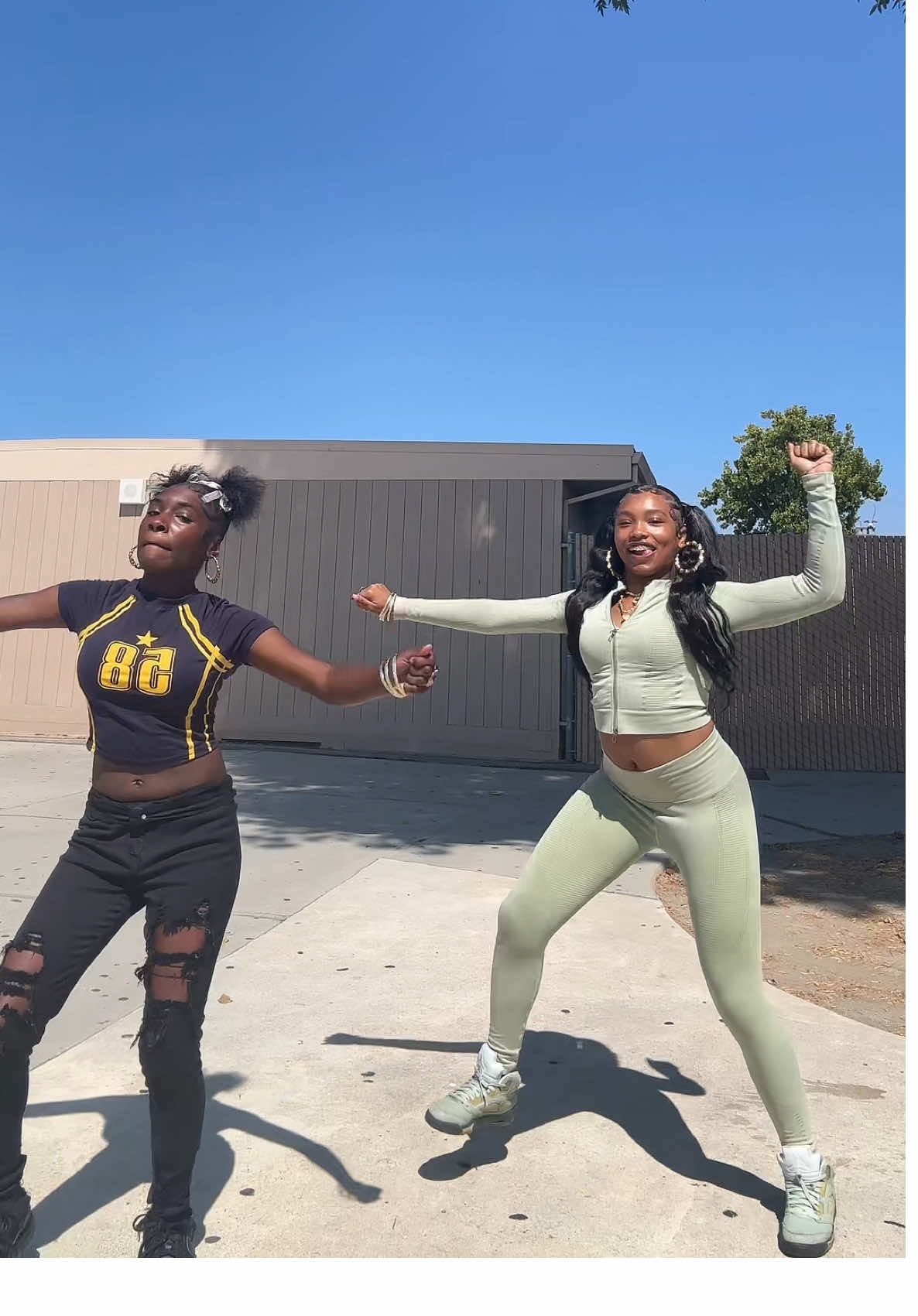 tag dc #fypシ #cali #viral #highschool #makemefamous 