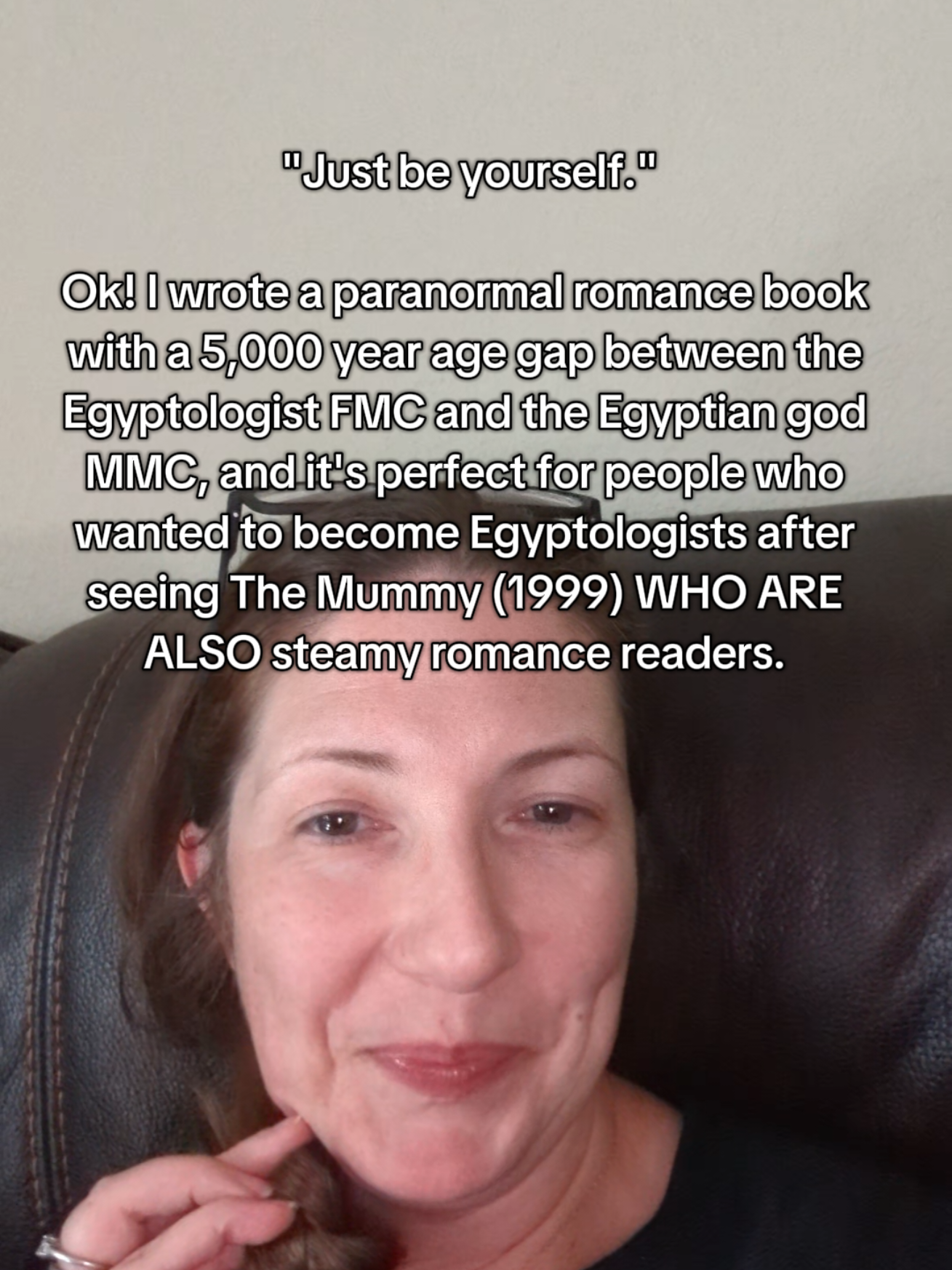 The Mummy (1999) meets A Discovery of Witches. 😁 THE BOOK: Echo in Time (Echo Trilogy, book 1) The Echo Trilogy features: ✨ Egyptian mythology 🥵 Steamy romance ⛏️ Archaeology 💞 Fated mates ⏳ Time travel magic 🎓 Academia 💜 He falls first 📚 Completed series (with spinoffs) 🎧 Audiobooks Now in KU! #timetravelromance #paranormalromance #paranormalromancebooks #timetravelbooks #pnrbooks 