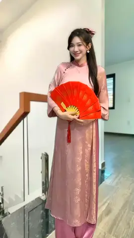 Áo Dài  Cách Tân Gấm Lụa #666 #aodaicachtan #aodai #áodài #aodaigam 