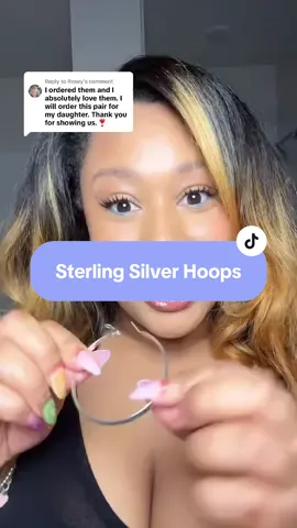 Replying to @Rosey Affordable 925 sterling silver hoop earrings that won't tarnish! These lightweight, hypoallergenic wide hoops are perfect for sensitive ears. Durable, classic design under $12—no irritation, no discoloration, just everyday glam. Best budget-friendly silver jewelry for women #hoops #hoopearrings #silverhoops #s925 #s925silver