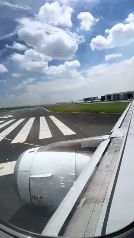 Philippine Airlines A321-231 (RP-C9924 Operated by PalEx) full takeoff in Manila. #airbus #a321 #ninoyaquinointernationalairport #flypal4stars #philippineairlines 