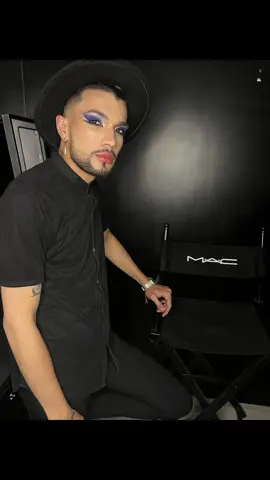 Amor de por vida al makeup. #creatorsearchinsights #beauty #makeup #makeupartist #macmakeup @maccosmetics 