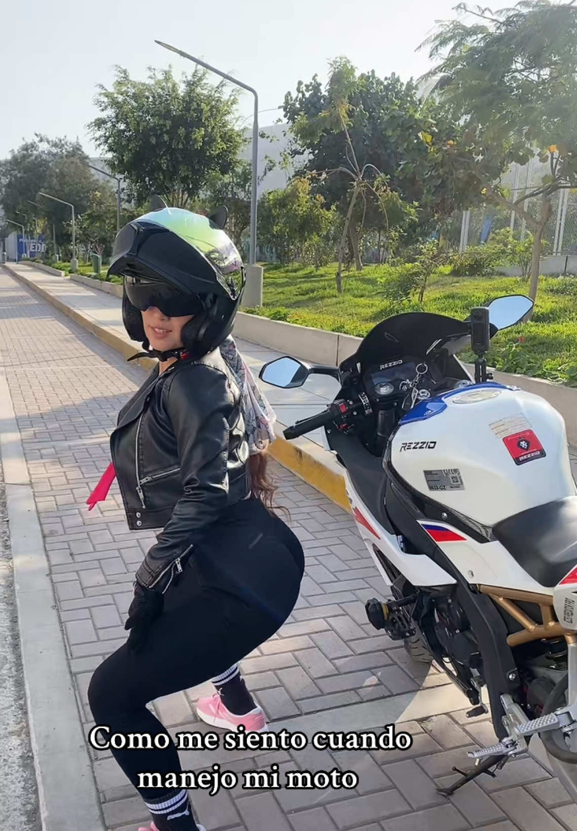 Quien más se siente asi cuando están en su moto 🏍️ ❤️ #biker #motera #paratii #peruana 
