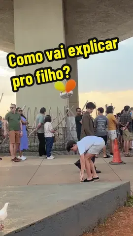Como ele vai explicar pro filho?