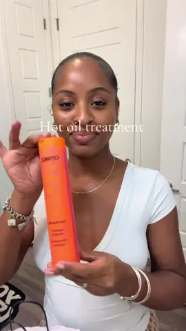 Amikaaaaaaaa🤣 #amika #shampoo #hotoiltreatment 