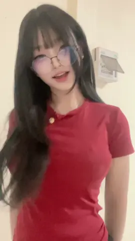 😸
