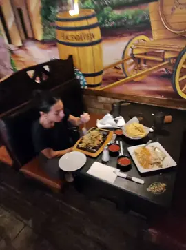 We painted the house, went to the gym, then headed to grab lunch and was able to scoop a phone. #lifesgood #phoneflipping