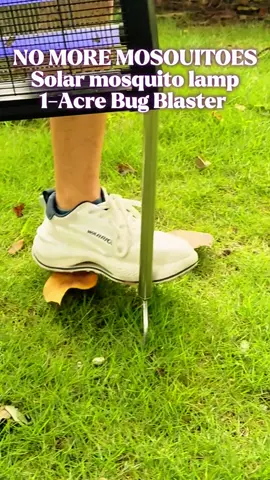Solar power bug zapper #mosquitozapper #Outdoors #solarbugzapper #solar #bugzapper 