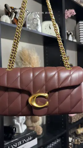 OH MY GOSH🥹✨🍂found the purse of my dreams on the yellow app sistas { link in BIO } #theayanamoody #hollywoodfinds #yellowappfinds #shoppinghauls #silentluxury 