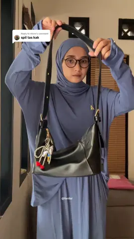 Replying to @ntunn banyak bgt yg nanyain tas murah inii #tasselempang #tasmurah #taswanita #tasselempangwanita #taswanitamurah 