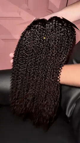 I’m inlove#bundles #kinkycurly #wequeen #BlackTikTok  ##tiktokshoprestock 