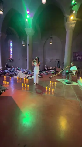 Cathedral of Light Sound Healing. Such a beautiful day! 🤍 #soundhealing #cathedraloflight #nativeamericanflute #littlewolf #littlewolfmusic 