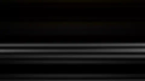 Makassar - Polda Sulawesi Selatan bersama Polrestabes Makassar menggelar konferensi pers terkait perkembangan penanganan kasus pembakaran, penjarahan, dan pembobolan ATM Bank Sulselbar di DPRD kota Makassar, Selasa (16/09/2025) Dalam konferensi pers di Aula Mappaodang Polrestabes Makassar, turut hadir Kabid Humas Polda Sulsel Kombes Pol Didik Supranoto, S.I.K., M.H., Dir Krimum Polda Sulsel Kombes Pol Setiadi Sulaksono S.I.K.,M.H., Kapolrestabes Makassar Kombes Pol Arya Perdana, S.H., S.I.K., M.Si, dan Kasat Reskrim Polrestabes Makassar AKBP Devi Sujana, S.H., S.I.K., M.H. Kabid Humas Polda Sulawesi Selatan mengungkapkan bahwa jumlah tersangka bertambah. Total 53 tersangka tersebut terdiri dari 42 orang dewasa dan 11 anak-anak. Kapolrestabes Makassar menerangkan lebih lanjut bahwa tindakan yang dilakukan oleh pelaku bukanlah rangkaian dari aksi unjuk rasa. 