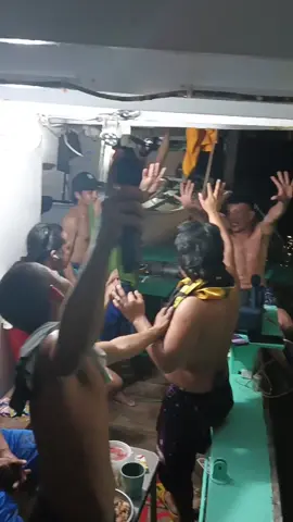 the best talaga mga pinoy kahit saan🤣🤣 #philippines🇵🇭tiktok #seamandaragat🇵🇭⚓ #foryou #taiwan🇹🇼 #kasiyahan#kaoshiung 