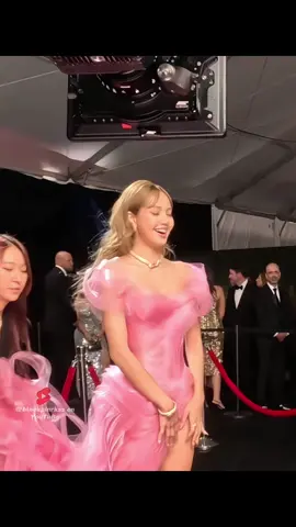 Lisa BTS of Glambot Emmys 2025! ✨🩷 #blackpink #lisa 