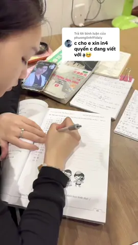 Trả lời @phuonglinh91daly cuốn này hay lắm, để nói có phần luyện chữ hơi vô tri nhưng bỏ qua được. Còn lại 10 điểmmm . Góc trái nha