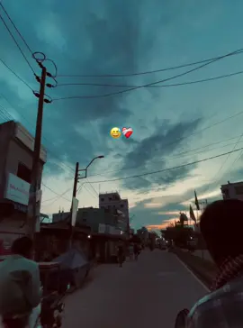 অনেক সুখে ছিলাম একটা সময়, কখন জানি দুঃখের সাথে মিশে গেছি..!😅❤️‍🩹 #fyp #bdtiktokofficial 